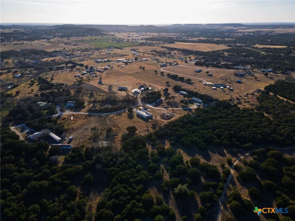 1252 Twin Mountain Road Copperas Cove, TX 76522