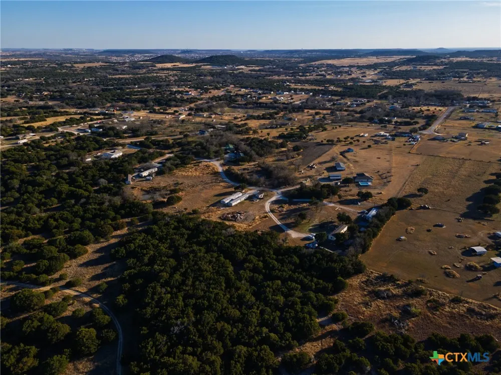 1252 Twin Mountain Road Copperas Cove, TX 76522