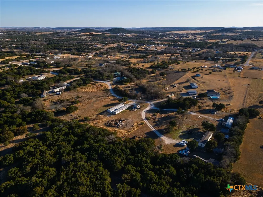 1252 Twin Mountain Road Copperas Cove, TX 76522