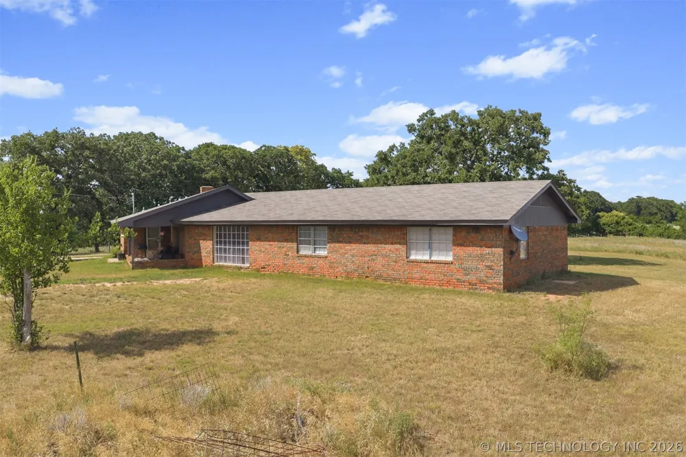33247 Brushy Mound Lane Marietta, OK 73463