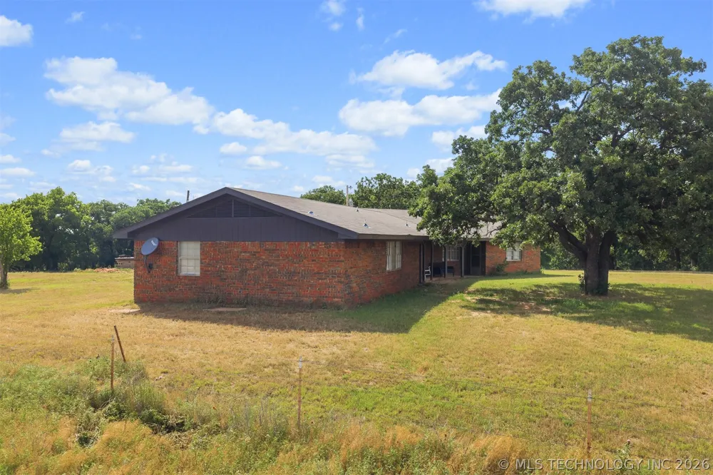 33247 Brushy Mound Lane Marietta, OK 73463
