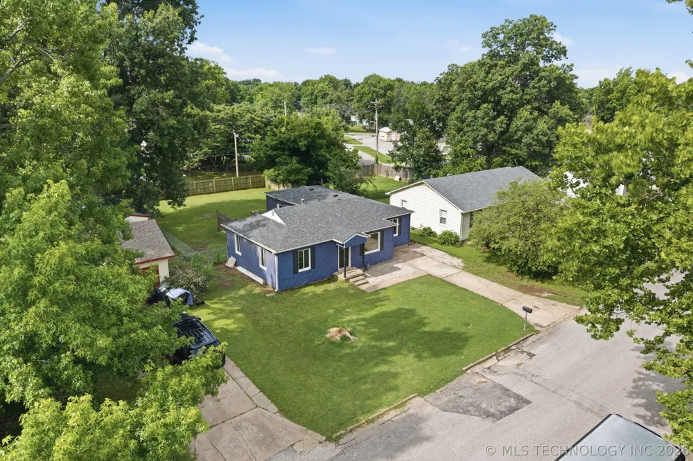 213 E 12th Place Claremore, OK 74017