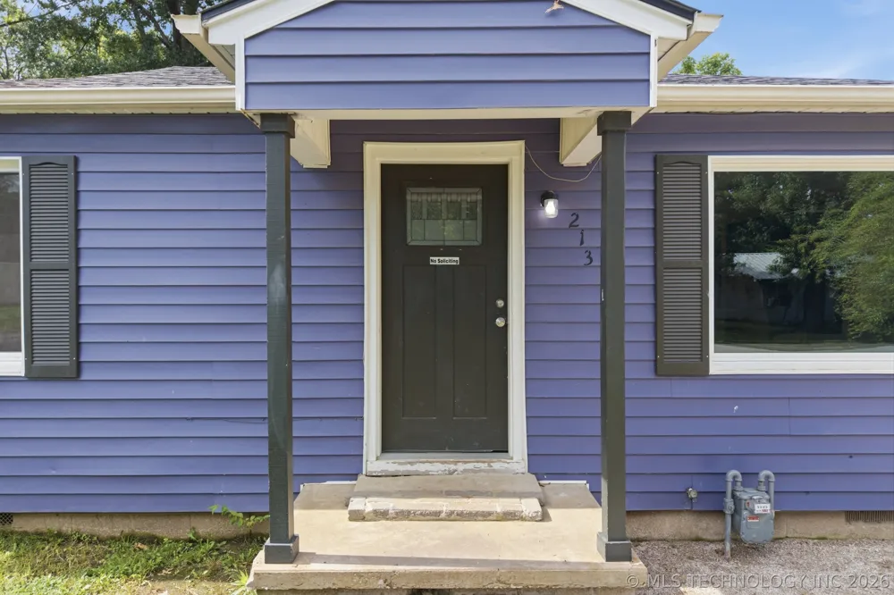 213 E 12th Place Claremore, OK 74017