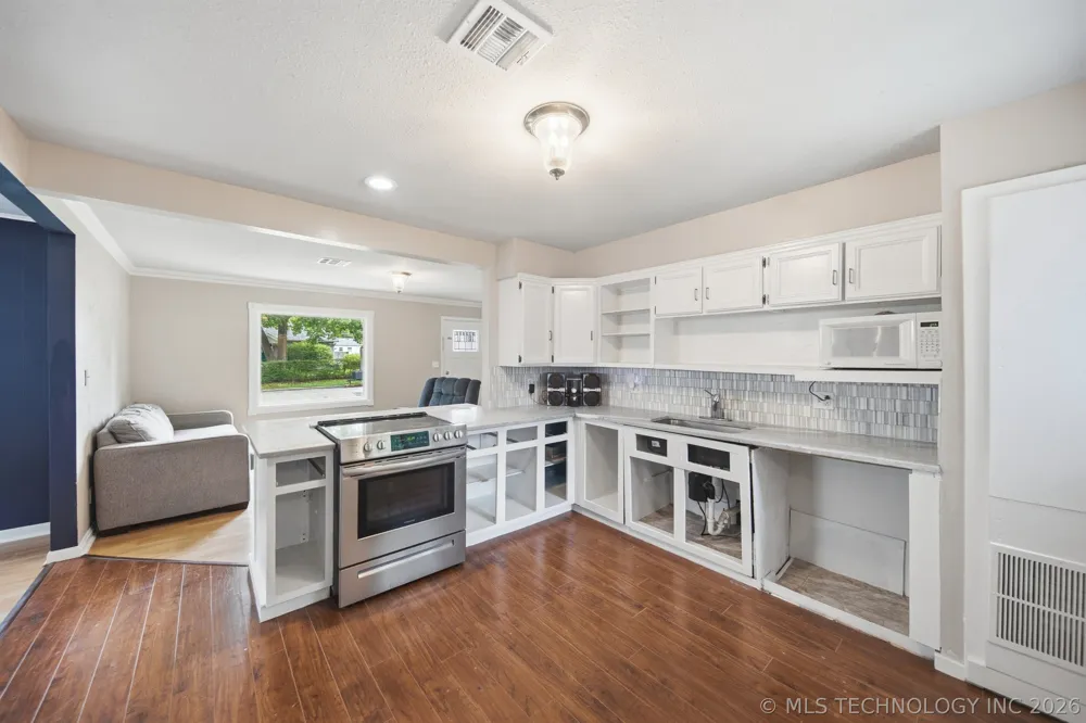 213 E 12th Place Claremore, OK 74017
