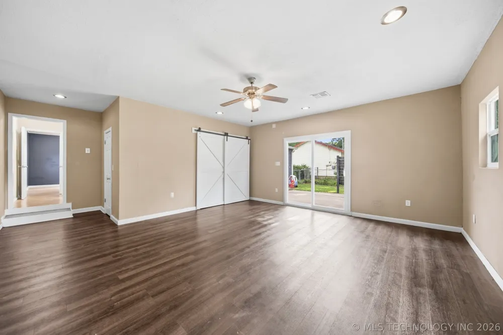 213 E 12th Place Claremore, OK 74017