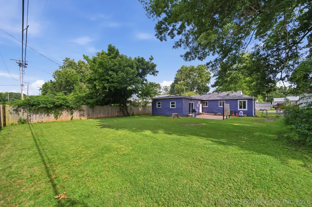 213 E 12th Place Claremore, OK 74017
