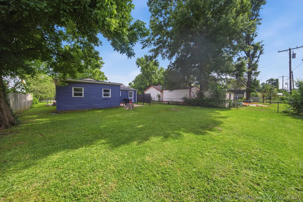 213 E 12th Place Claremore, OK 74017