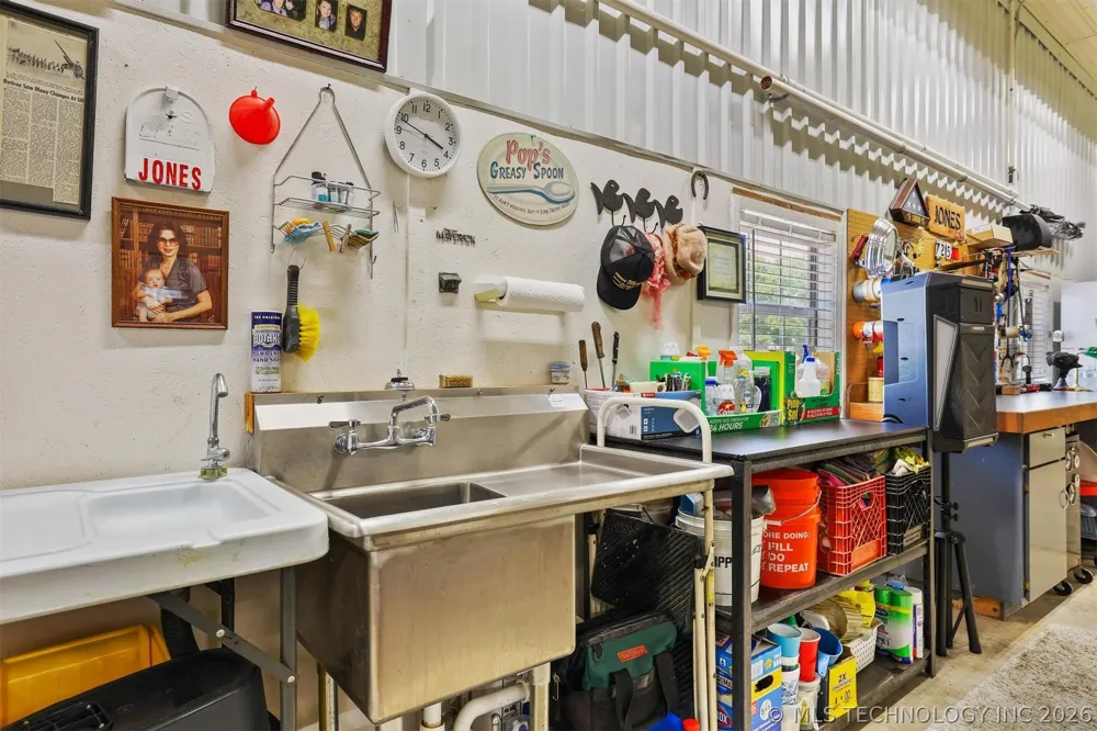 7252 Sunset Circle Kingston, OK 73439