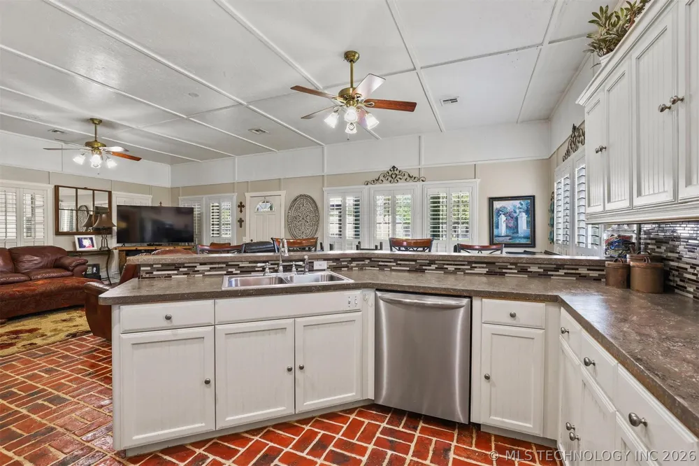7252 Sunset Circle Kingston, OK 73439