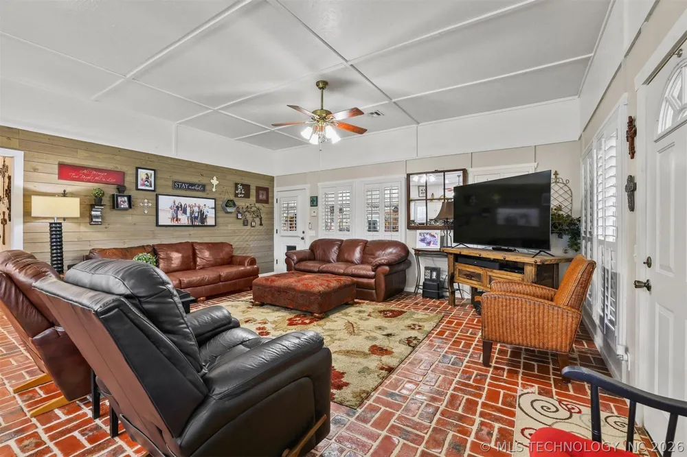 7252 Sunset Circle Kingston, OK 73439