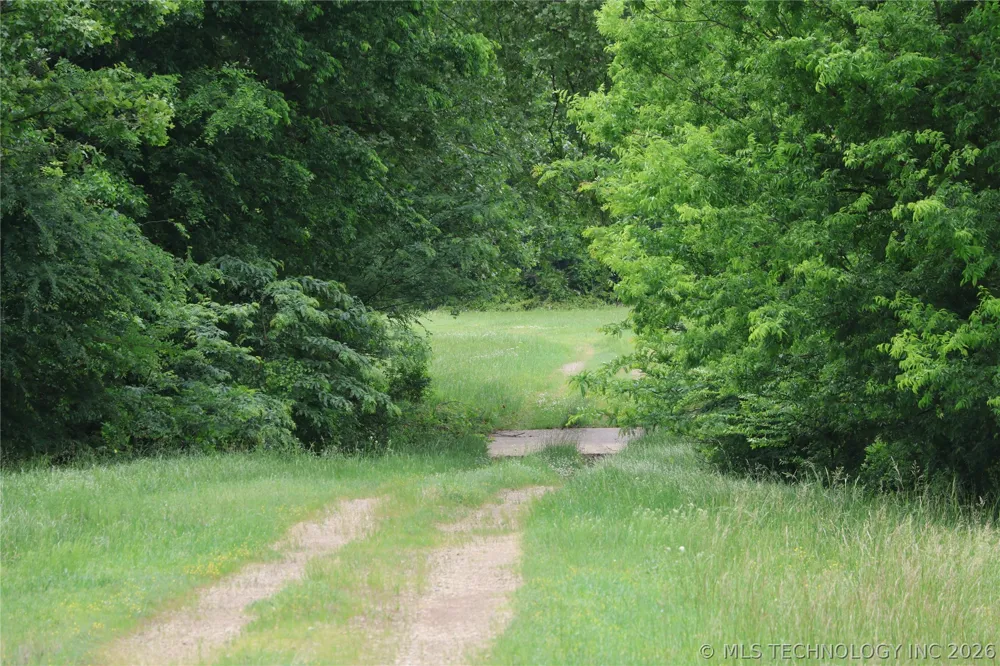 Wildhorse Road Shady Point, OK 74956