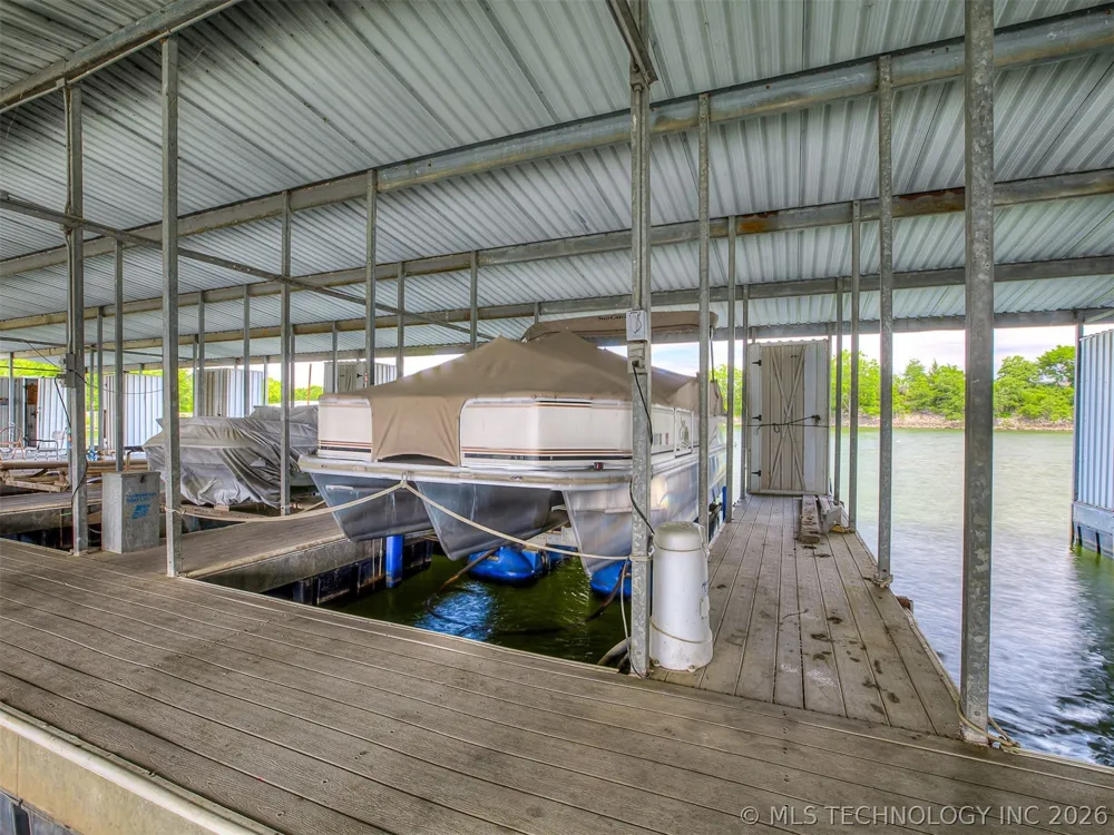 36 Meadowlark Eufaula, OK 74432