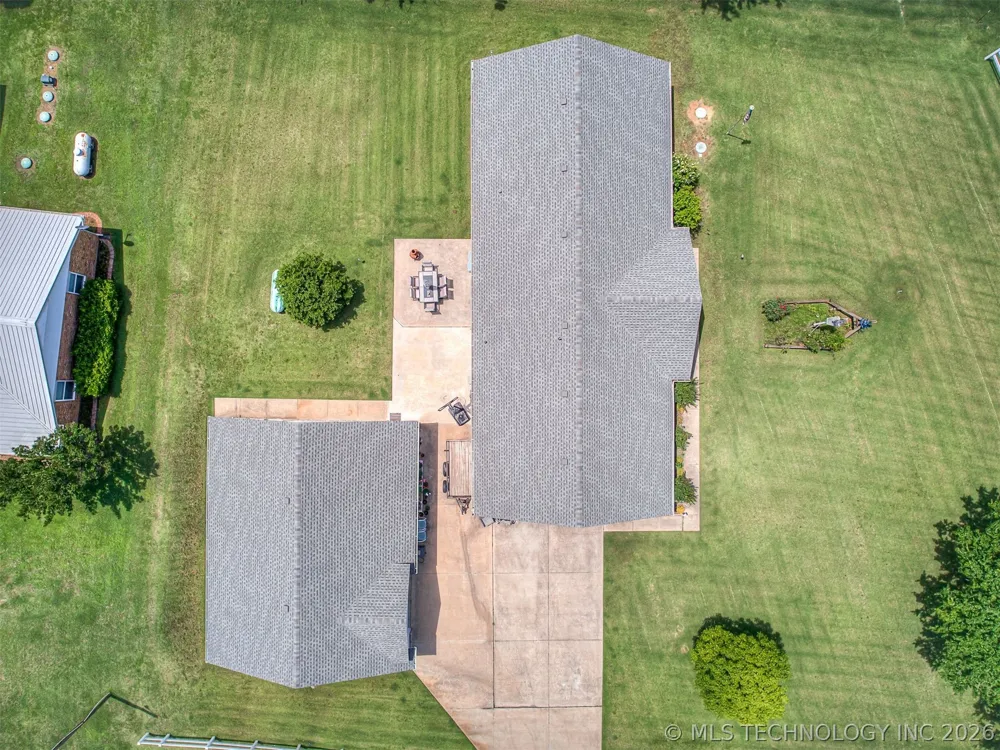 36 Meadowlark Eufaula, OK 74432