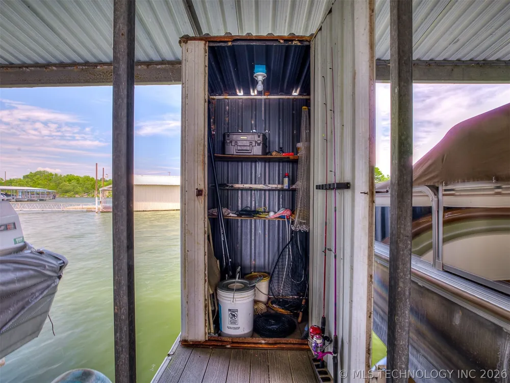 36 Meadowlark Eufaula, OK 74432
