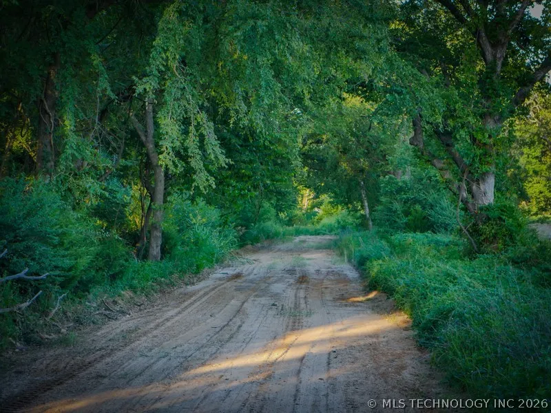 385011 E 1150 ROAD Weleetka, OK 74880