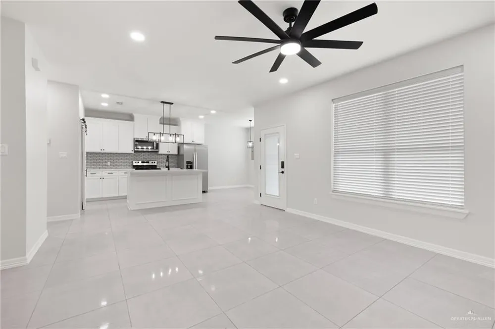 714 W Seminole Avenue Pharr, TX 78577