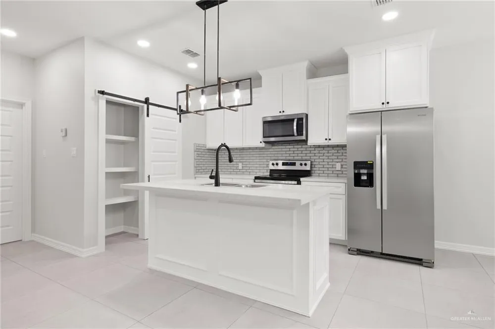714 W Seminole Avenue Pharr, TX 78577