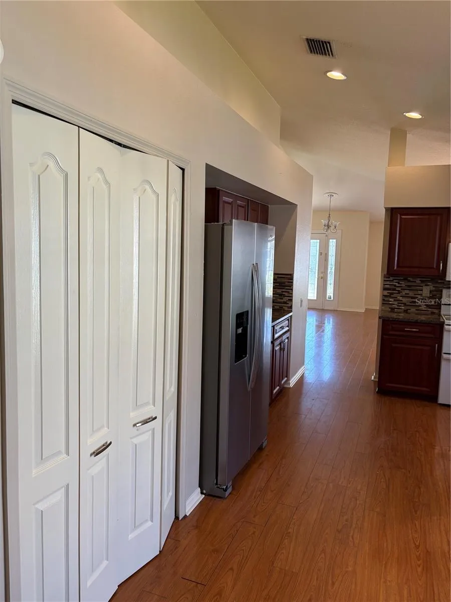 924 RIDGE HAVEN DRIVE Brandon, FL 33511