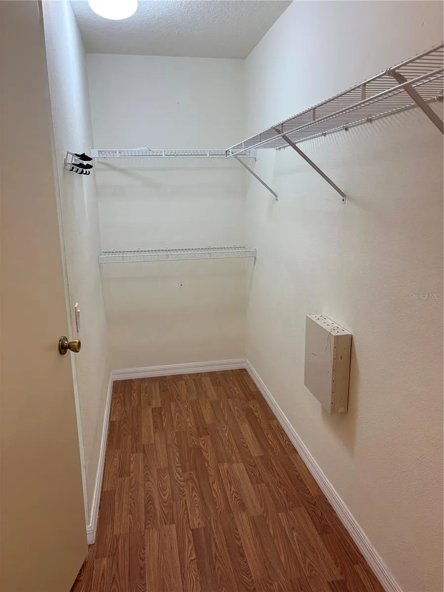 924 RIDGE HAVEN DRIVE Brandon, FL 33511