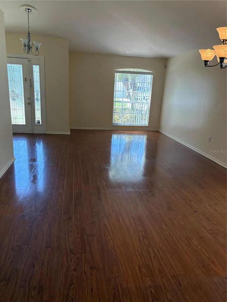 924 RIDGE HAVEN DRIVE Brandon, FL 33511