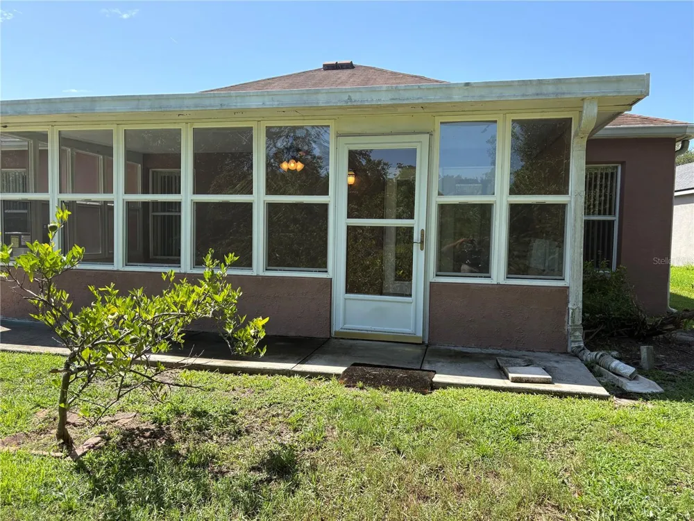 924 RIDGE HAVEN DRIVE Brandon, FL 33511