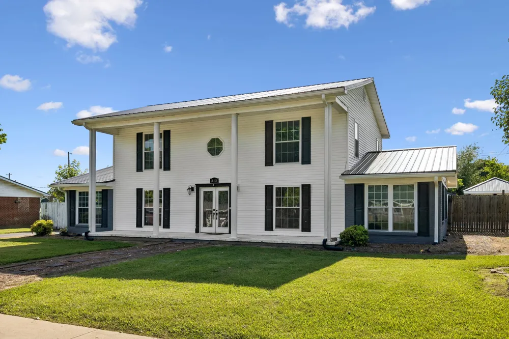 312 Hinson St Hohenwald, TN 38462