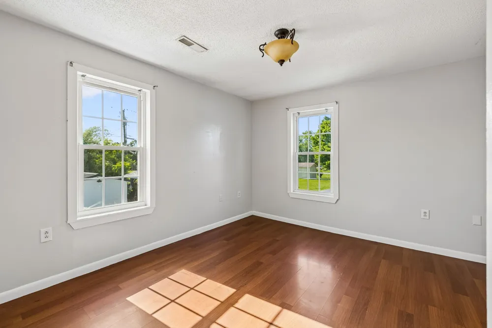 312 Hinson St Hohenwald, TN 38462
