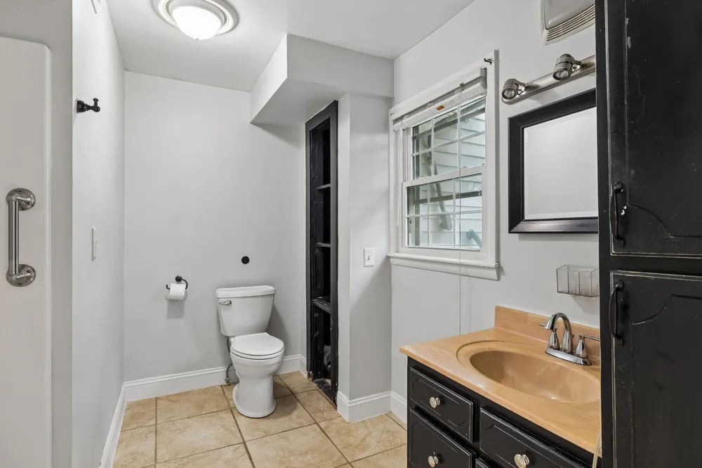 312 Hinson St Hohenwald, TN 38462