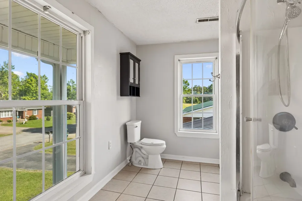312 Hinson St Hohenwald, TN 38462