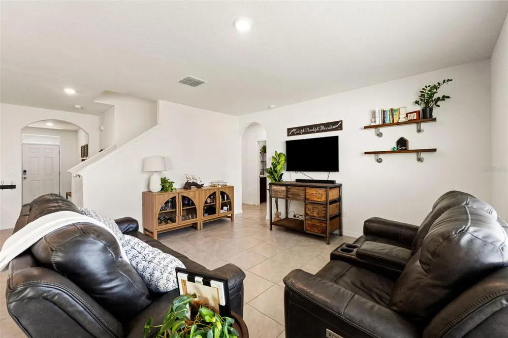 33567 HAMILTON HILL LANE Wesley Chapel, FL 33545