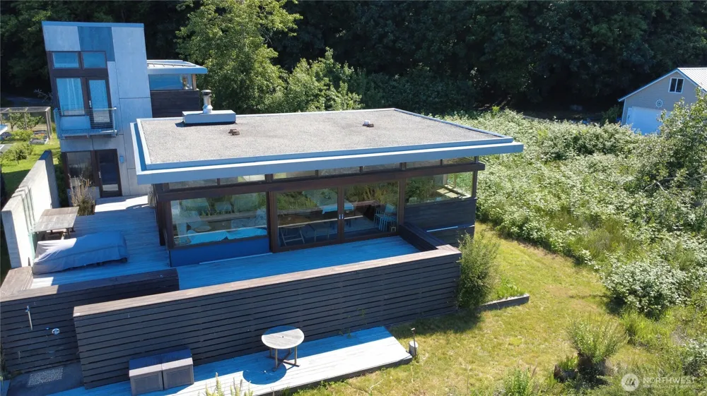 23 N Sand Point Way Hat Island, WA 98206
