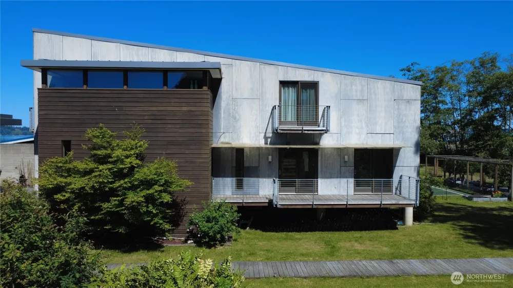 23 N Sand Point Way Hat Island, WA 98206