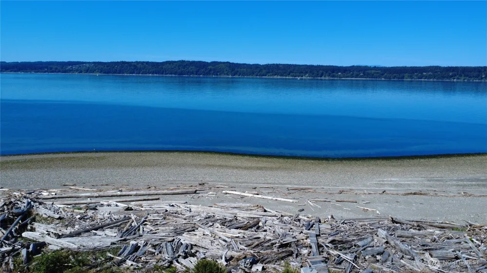 23 N Sand Point Way Hat Island, WA 98206