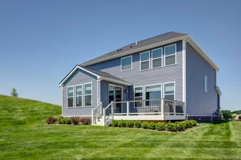 2400 Provencal Dr. Drive