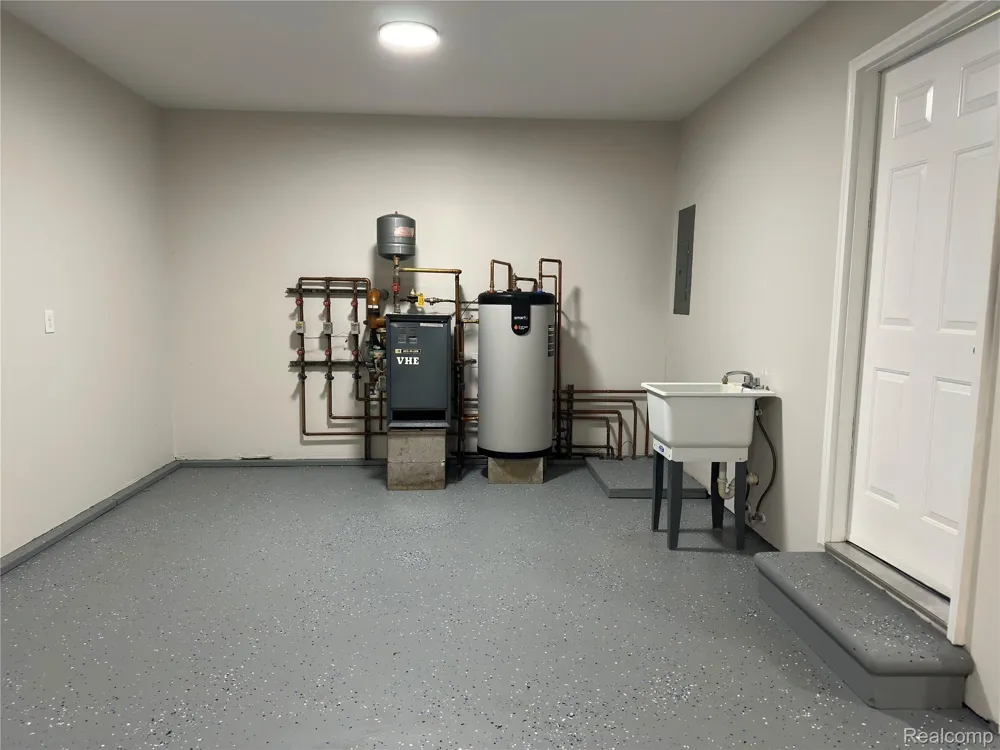 4233 State Road Fort Gratiot Charter Township, MI 48059