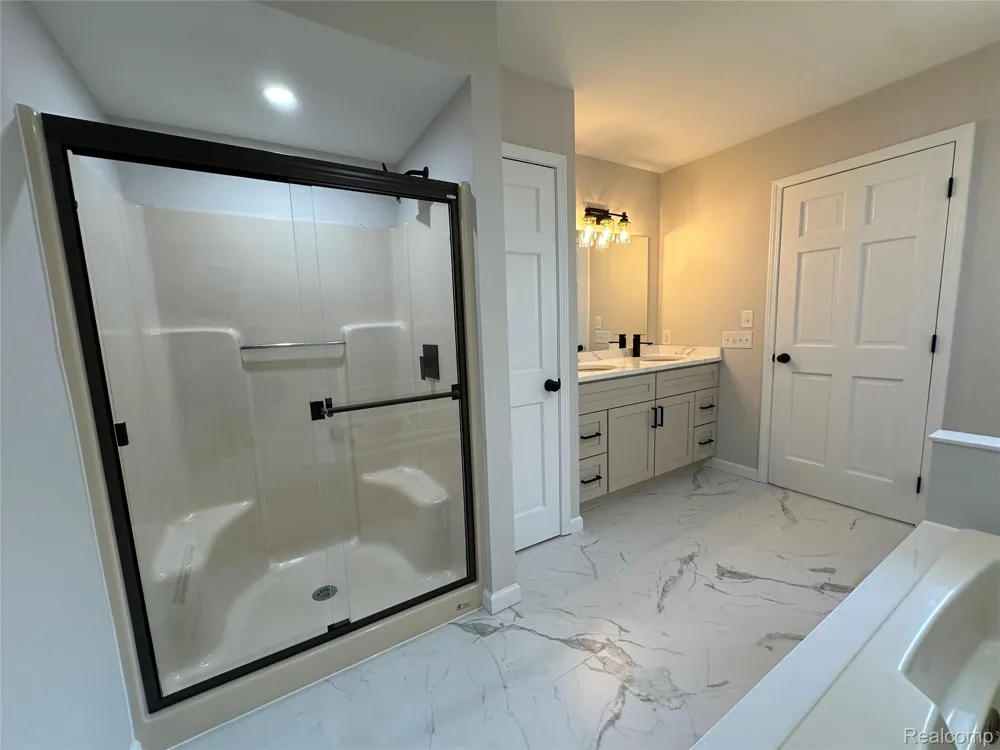 4233 State Road Fort Gratiot Charter Township, MI 48059