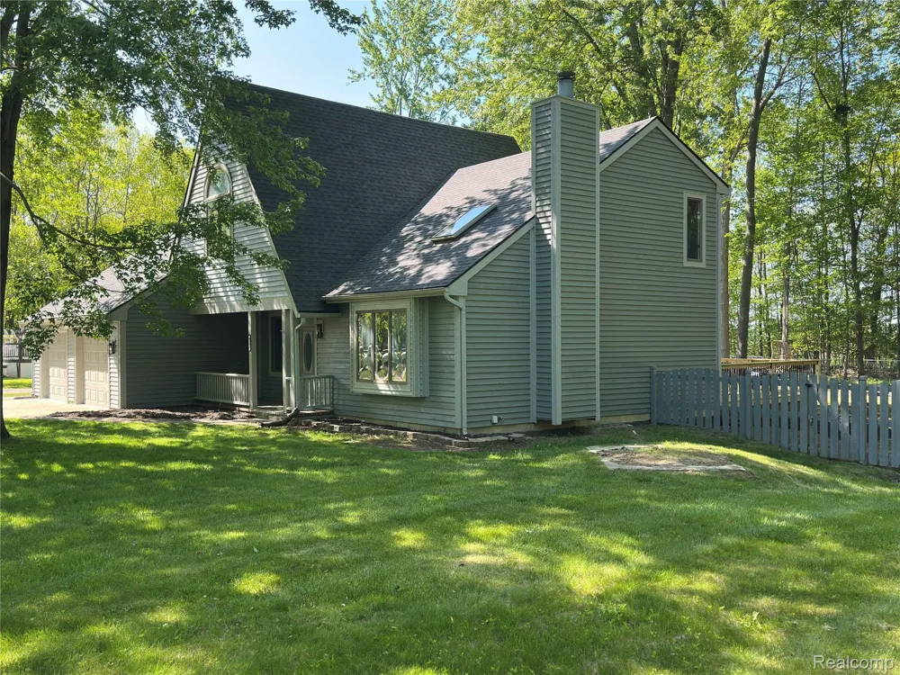 4233 State Road Fort Gratiot Charter Township, MI 48059