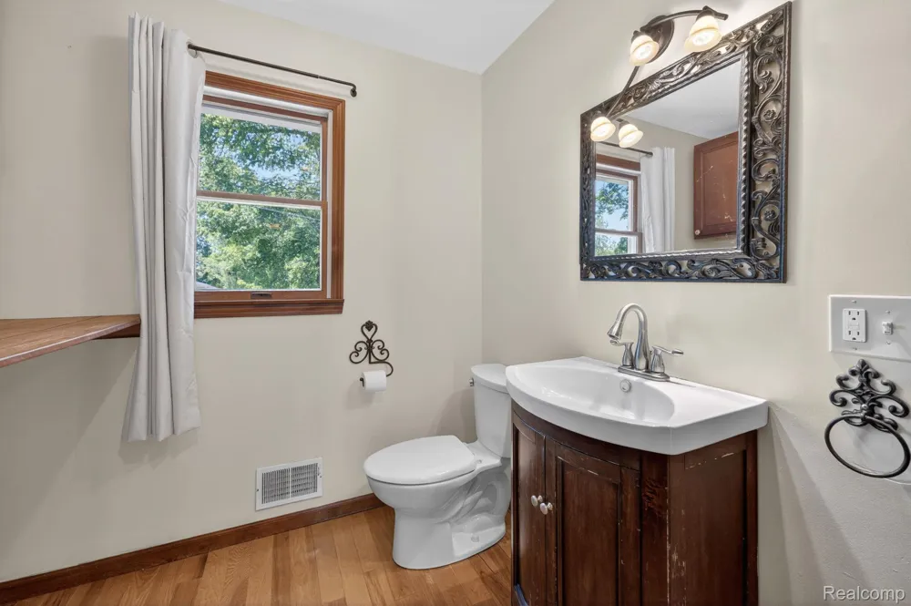 9353 Hill Road Gaines Township, MI 48473