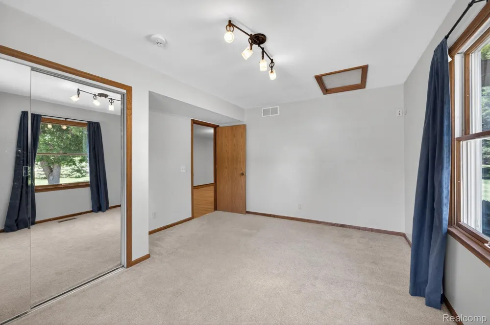 9353 Hill Road Gaines Township, MI 48473