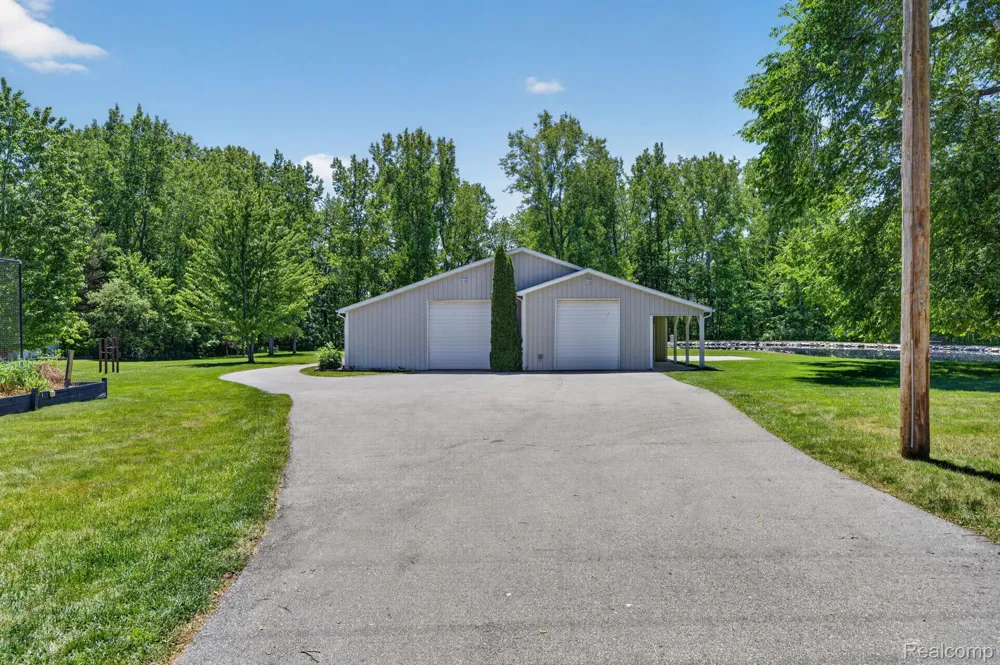 9353 Hill Road Gaines Township, MI 48473
