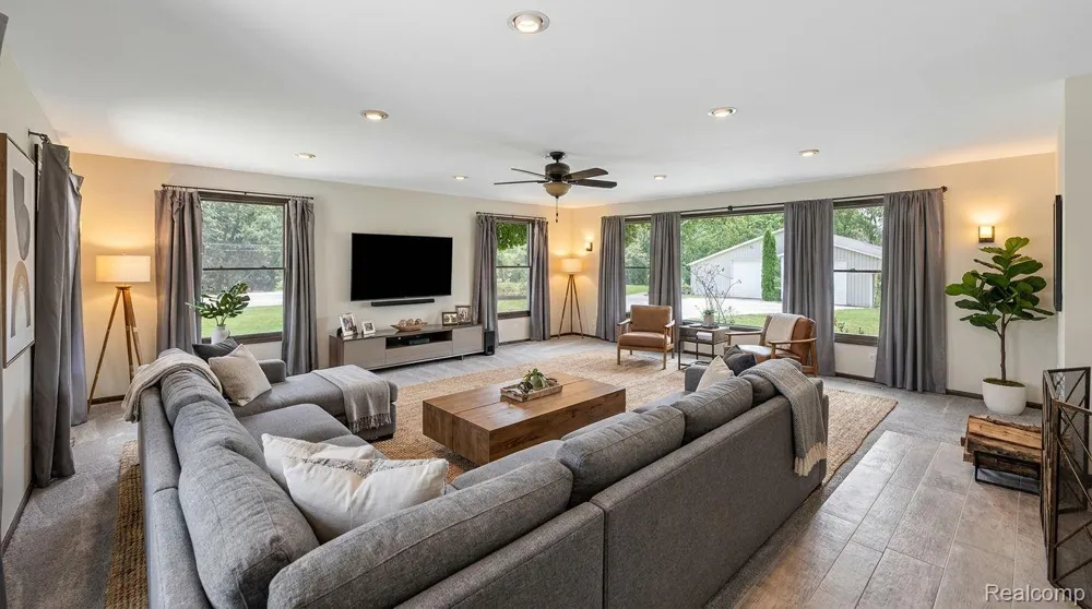 9353 Hill Road Gaines Township, MI 48473