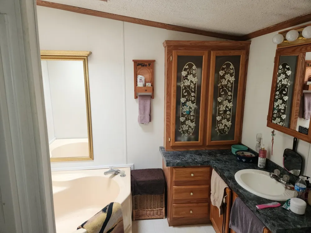 5948 Kniss Road Oliver Township, MI 49646