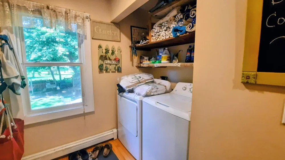 8052 Schroeder Street Onekama Village, MI 49675