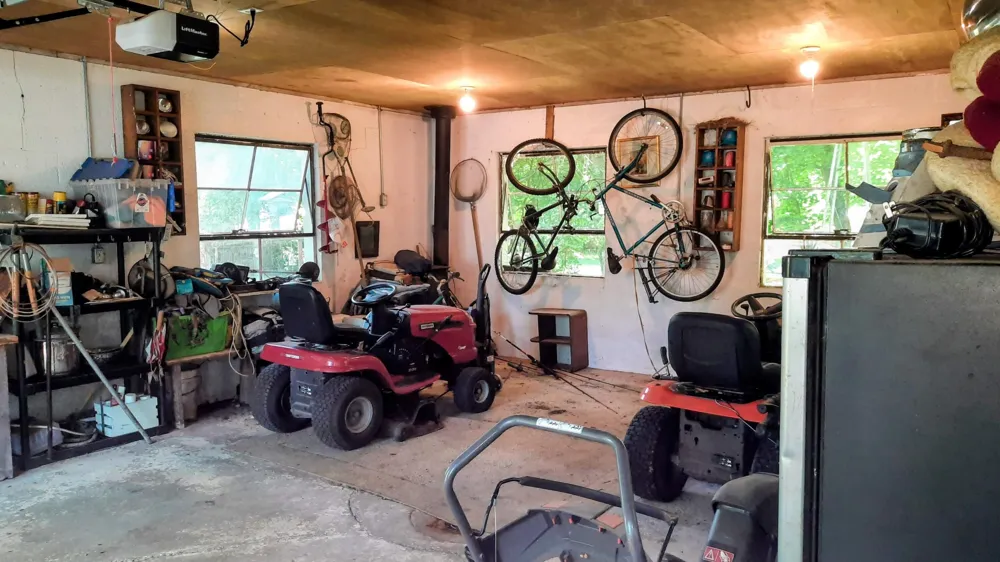 8052 Schroeder Street Onekama Village, MI 49675