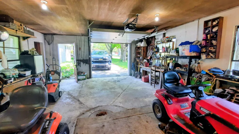 8052 Schroeder Street Onekama Village, MI 49675