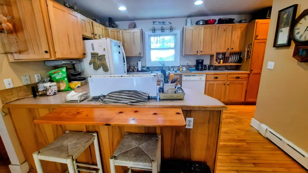 8052 Schroeder Street Onekama Village, MI 49675
