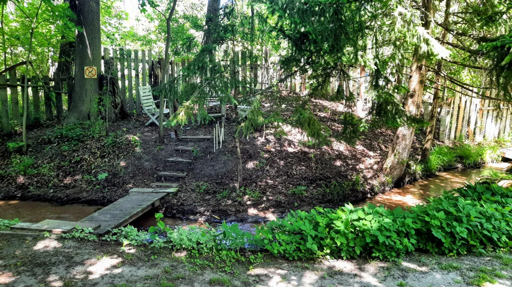 8052 Schroeder Street Onekama Village, MI 49675