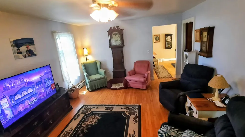 8052 Schroeder Street Onekama Village, MI 49675