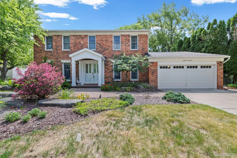 871 Spartan Drive Rochester Hills City, MI 48309