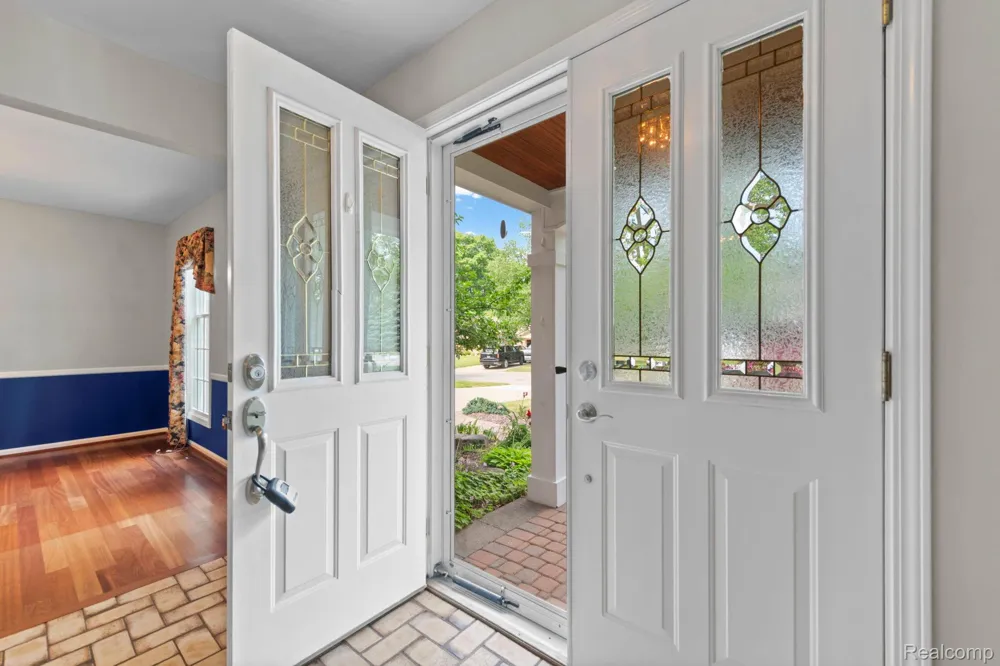 871 Spartan Drive Rochester Hills City, MI 48309